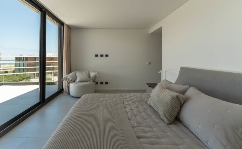 Departamento de 4 dormitorios en Manantiales